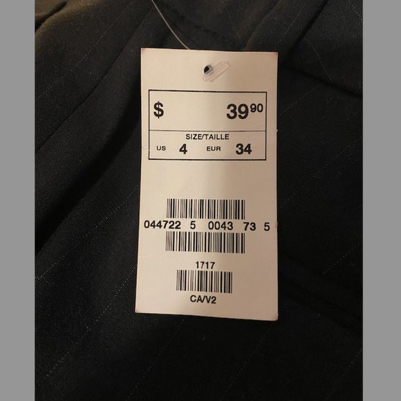 H&M navy blue dress pants with a light white pinstripe, size 4 - Picture 5 of 5